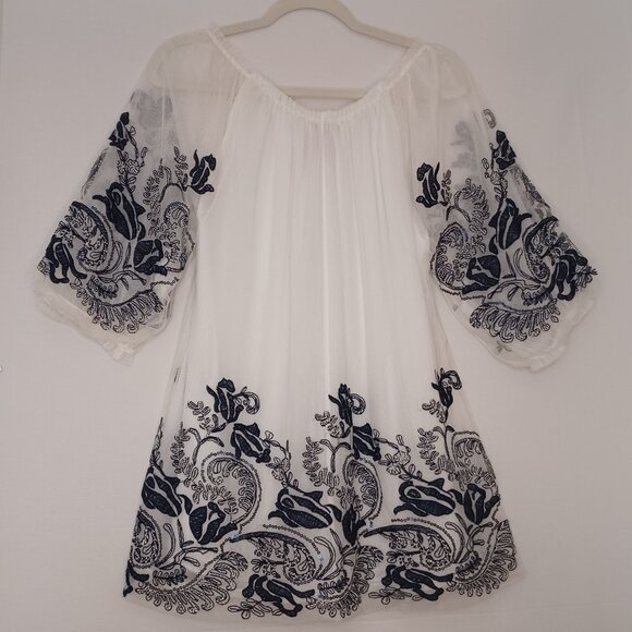 Women's V Cristina White Sheer w/white lining & blue floral embroidery Boho Med - Picture 2 of 9
